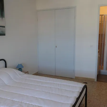 Vue 80m2 Apartment *