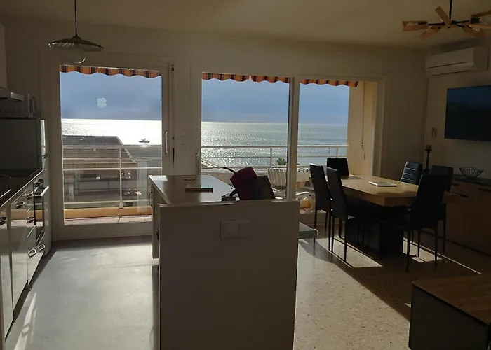Vue 80m2 * Fréjus